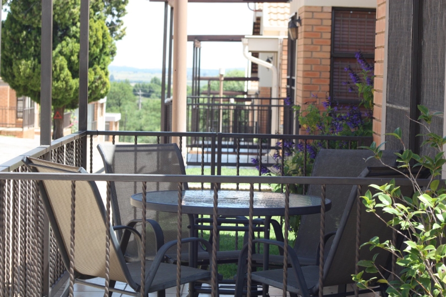 1 Bedroom Property for Sale in Langenhovenpark Free State